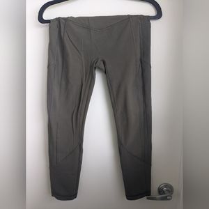 Lululemon All The Right Places 23" Legging Sz 6 Army Green